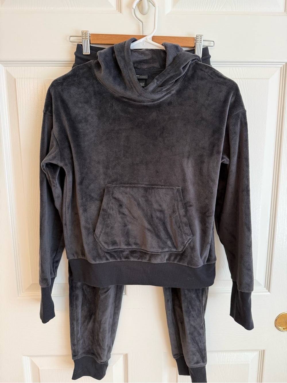 all in motion Kids Plush Hooded Set - Charcoal/Black